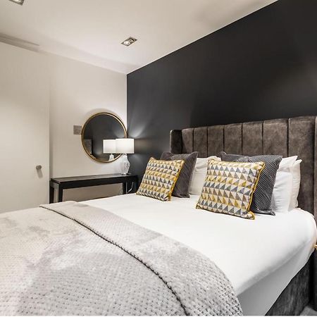 Synergy The Strand London Luaran gambar
